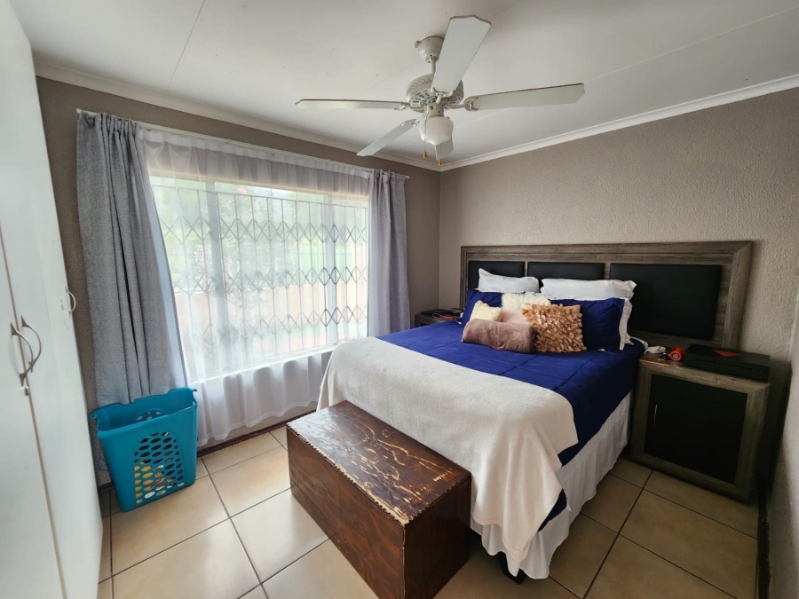 3 Bedroom Property for Sale in Tlhabane West North West